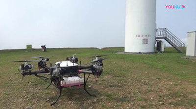 常鋒無人機(jī)清洗風(fēng)力發(fā)電機(jī)